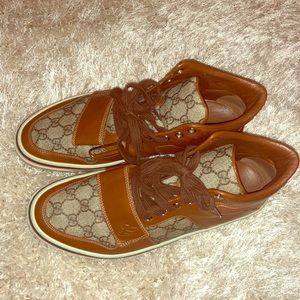 Men’s Gucci Sneakers size 9.5